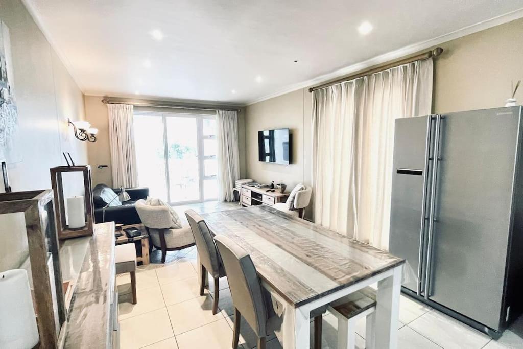 Exquisite Villa At Pinnacle Mossel Bay Bagian luar foto